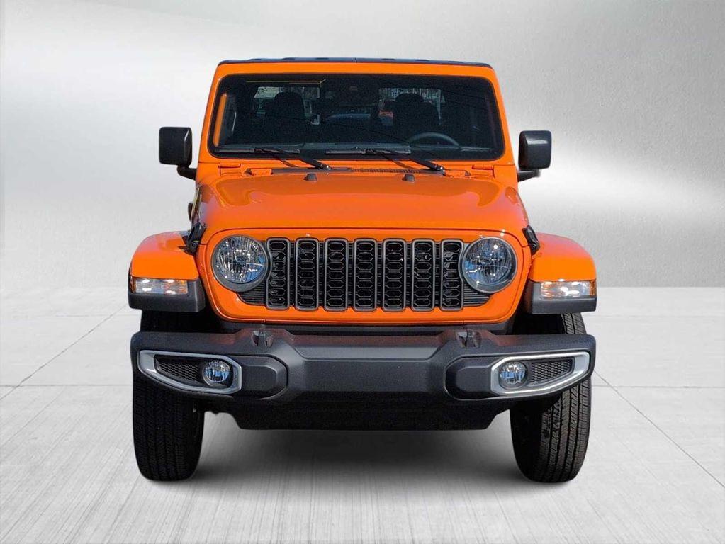 new 2025 Jeep Gladiator car, priced at $41,450