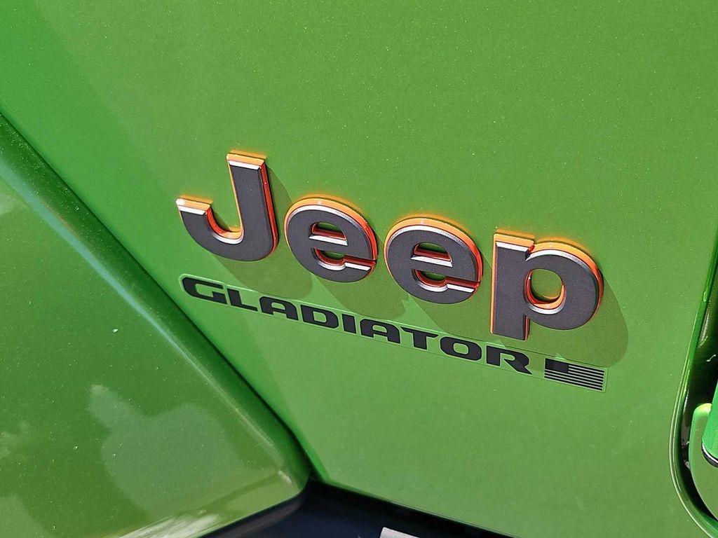 new 2025 Jeep Gladiator car, priced at $47,730