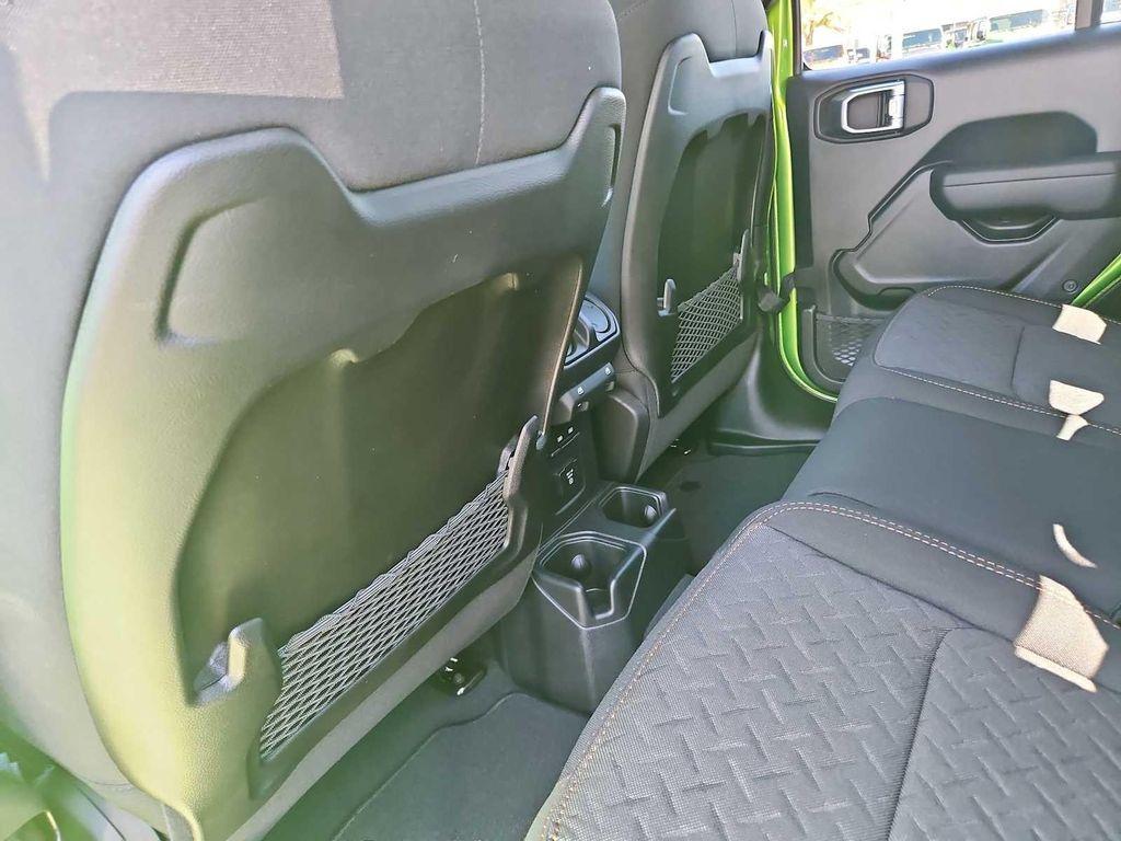new 2025 Jeep Gladiator car, priced at $47,730