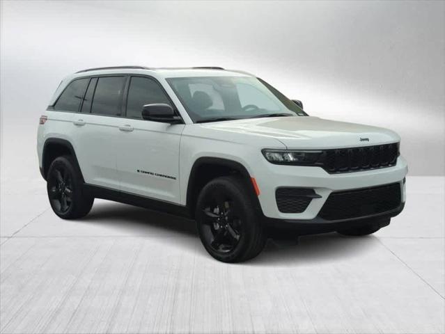 new 2025 Jeep Grand Cherokee car, priced at $47,580