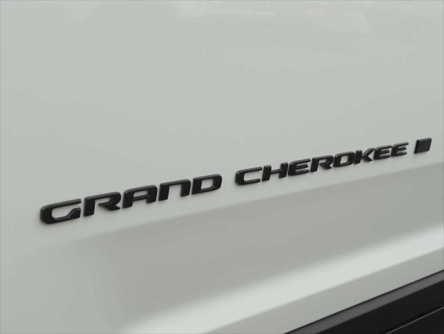 new 2025 Jeep Grand Cherokee car, priced at $47,580