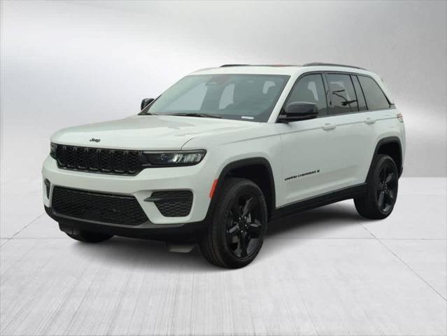 new 2025 Jeep Grand Cherokee car, priced at $47,580