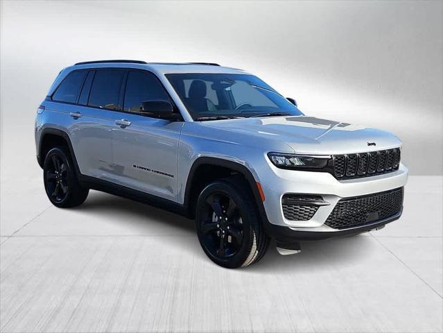 new 2025 Jeep Grand Cherokee car, priced at $48,175