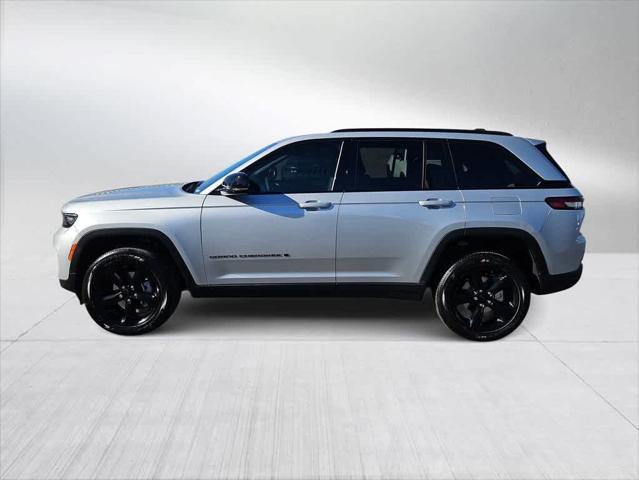 new 2025 Jeep Grand Cherokee car, priced at $48,175