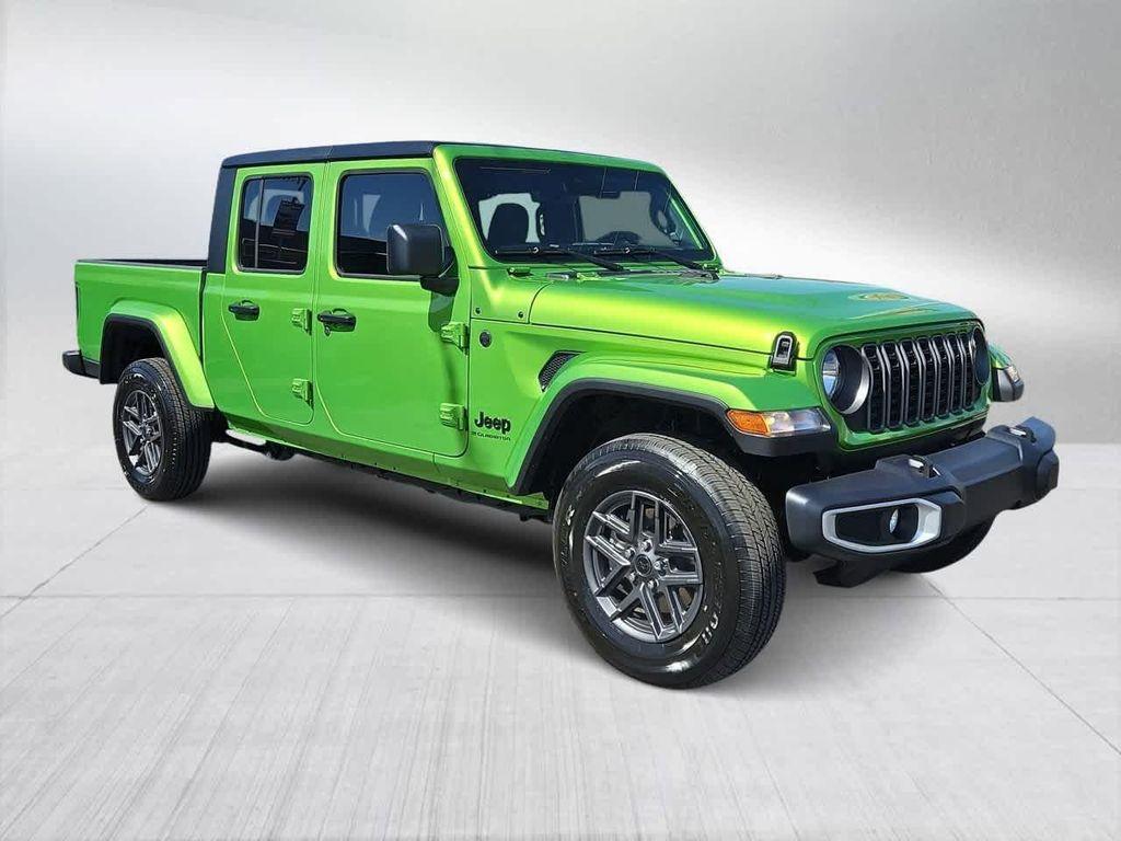 new 2025 Jeep Gladiator car, priced at $45,023