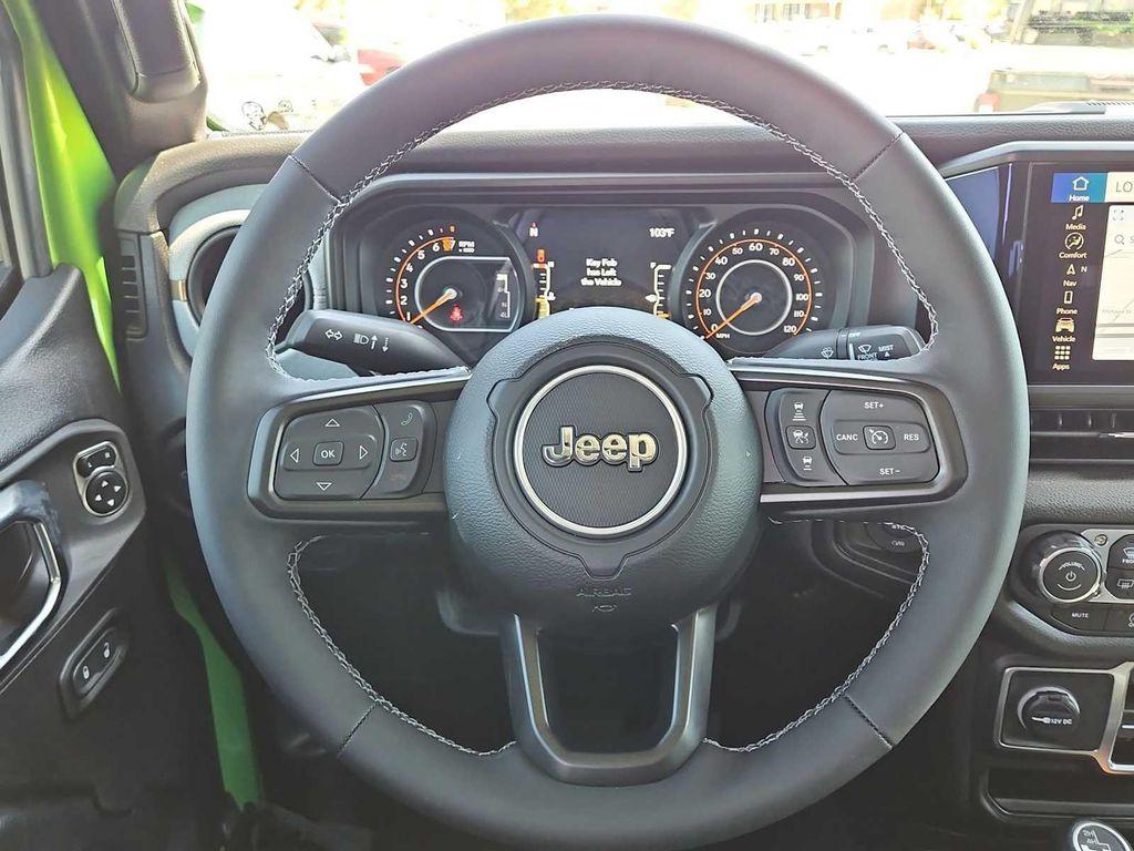 new 2025 Jeep Gladiator car, priced at $45,023