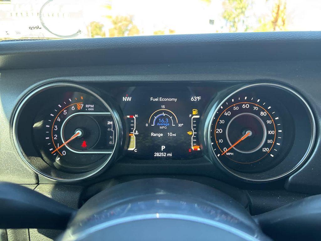 used 2023 Jeep Gladiator car, priced at $37,000