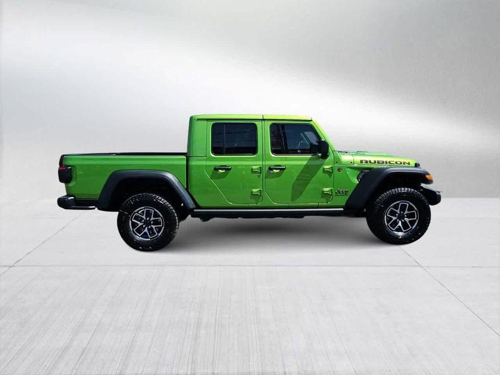 new 2025 Jeep Gladiator car, priced at $48,600