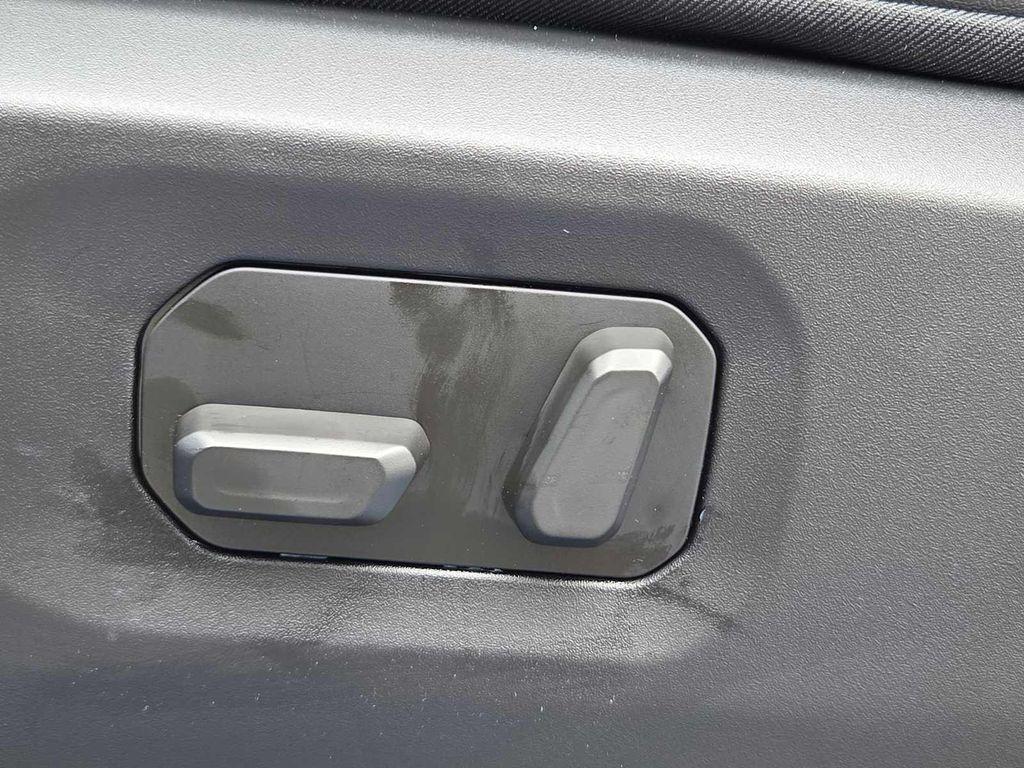 new 2025 Jeep Wrangler car, priced at $59,955