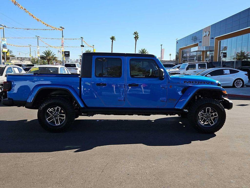 new 2025 Jeep Gladiator car, priced at $45,680