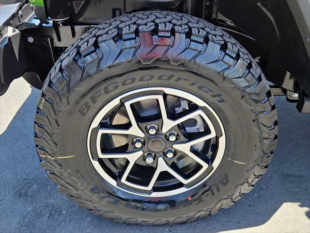 new 2025 Jeep Wrangler car, priced at $54,923