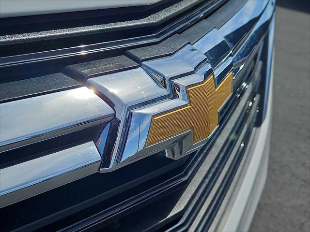 used 2023 Chevrolet Equinox car, priced at $21,000