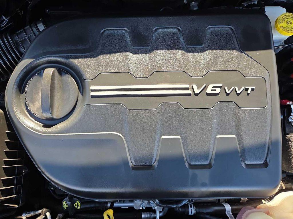 used 2022 Jeep Cherokee car, priced at $23,500