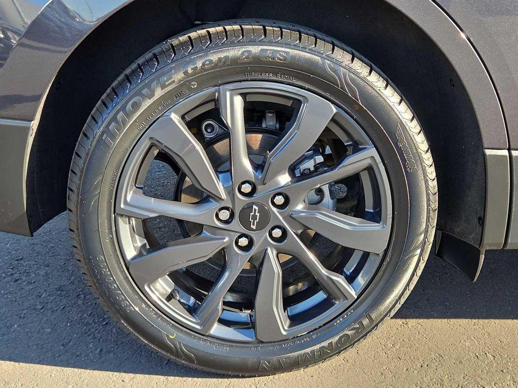 used 2022 Chevrolet Equinox car, priced at $21,000