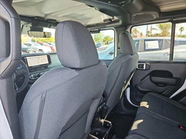 new 2025 Jeep Gladiator car, priced at $44,428