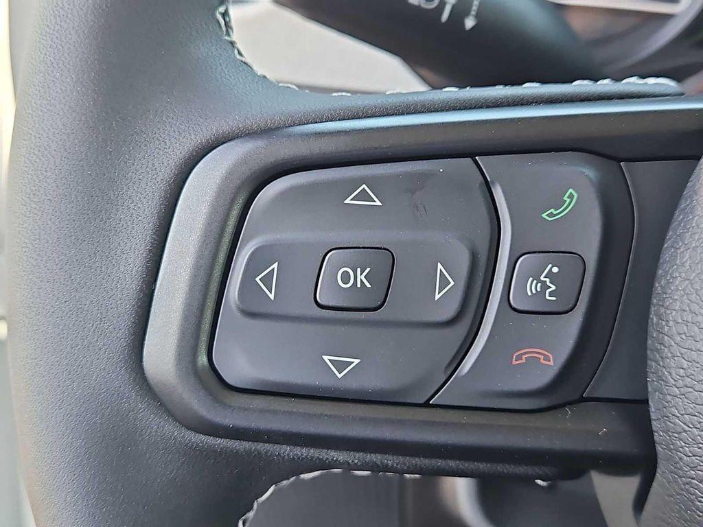 new 2025 Jeep Gladiator car, priced at $43,555