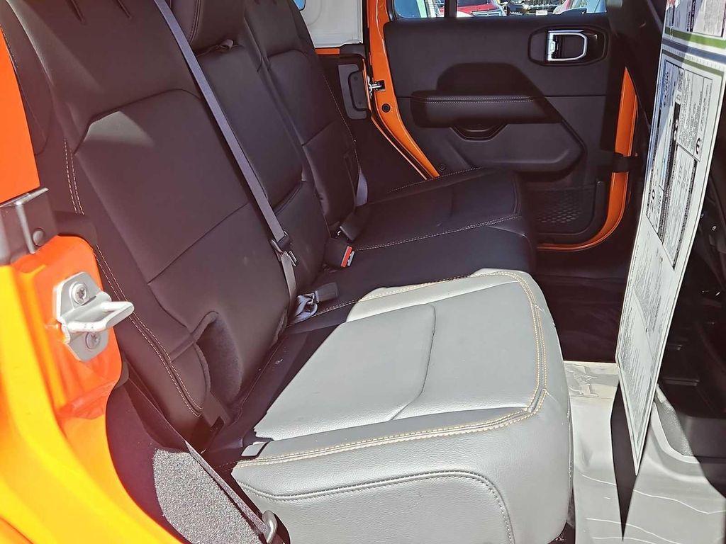 new 2025 Jeep Wrangler car, priced at $52,115