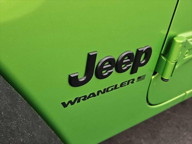 new 2025 Jeep Wrangler car, priced at $37,915