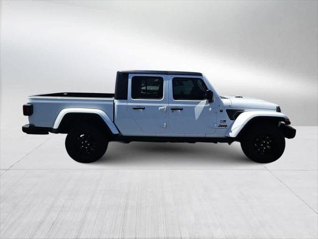 used 2023 Jeep Gladiator car, priced at $32,000