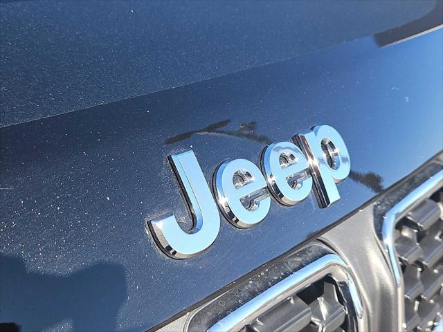 new 2025 Jeep Compass car, priced at $28,585