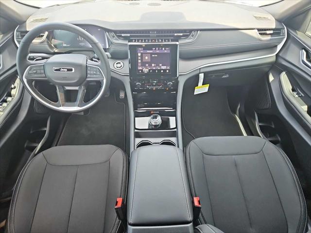 new 2025 Jeep Grand Cherokee car, priced at $35,284