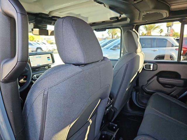 new 2025 Jeep Gladiator car, priced at $45,023