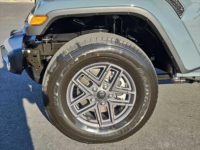 new 2025 Jeep Gladiator car, priced at $45,023