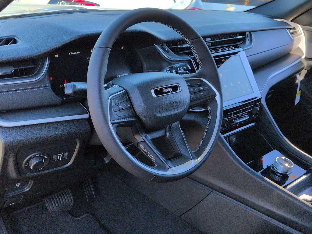 new 2025 Jeep Grand Cherokee L car, priced at $37,385