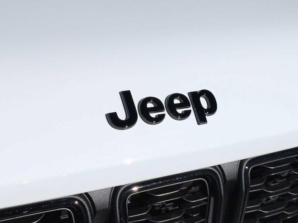 new 2025 Jeep Grand Cherokee L car, priced at $37,385