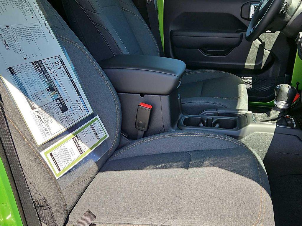 new 2025 Jeep Wrangler car, priced at $37,195