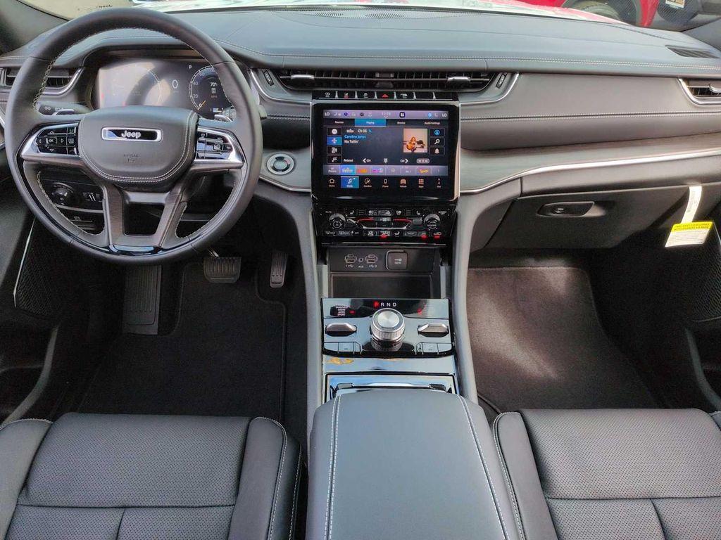 new 2025 Jeep Grand Cherokee car, priced at $57,985