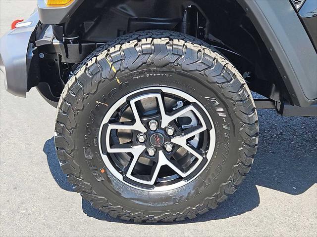 new 2025 Jeep Wrangler car, priced at $54,428