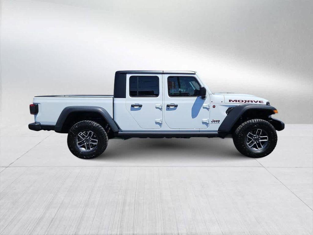 new 2025 Jeep Gladiator car, priced at $48,580