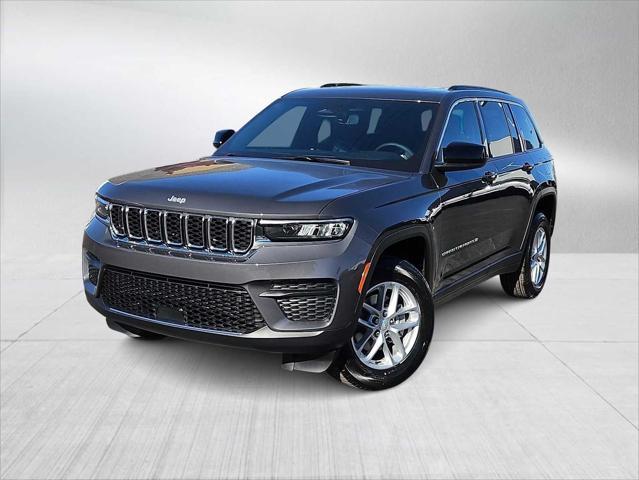 new 2025 Jeep Grand Cherokee car, priced at $43,970