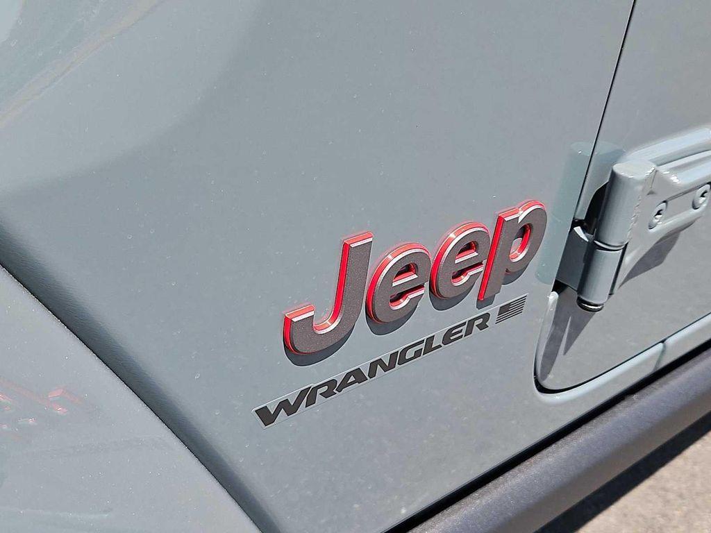 new 2025 Jeep Wrangler car, priced at $58,425