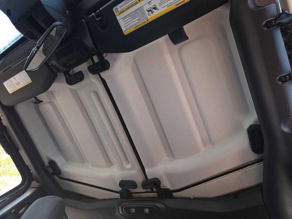 new 2025 Jeep Wrangler car, priced at $46,705