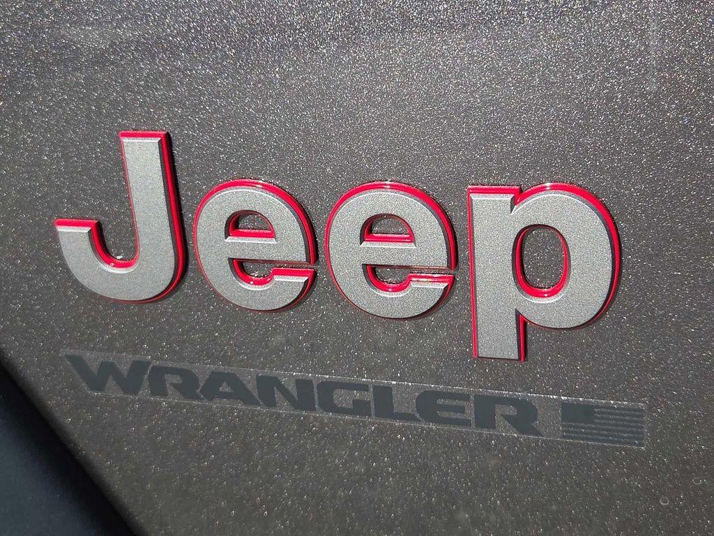 new 2025 Jeep Wrangler car, priced at $46,705