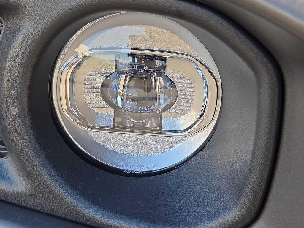 new 2025 Jeep Wrangler car, priced at $46,705