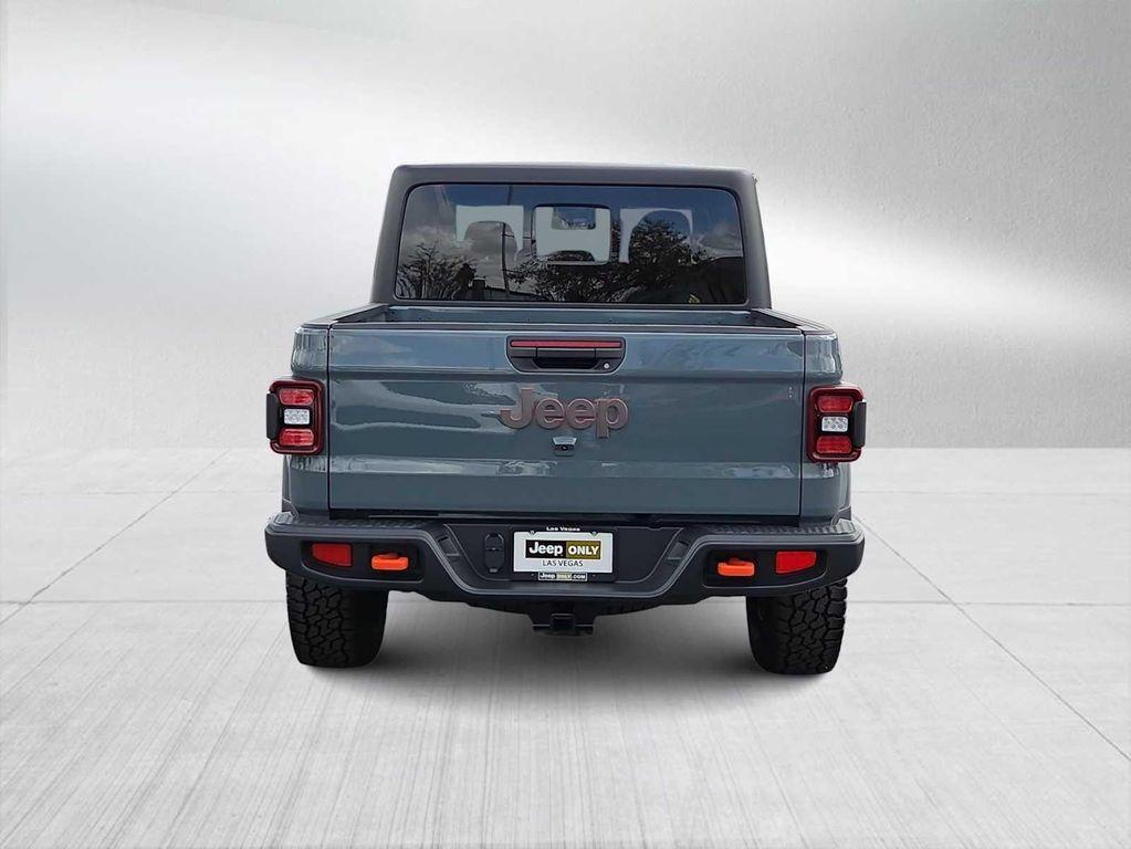 new 2025 Jeep Gladiator car, priced at $45,680