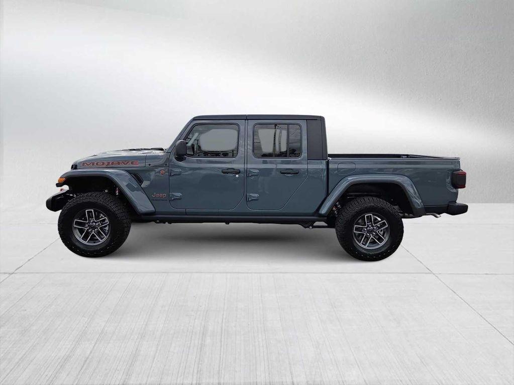 new 2025 Jeep Gladiator car, priced at $45,680