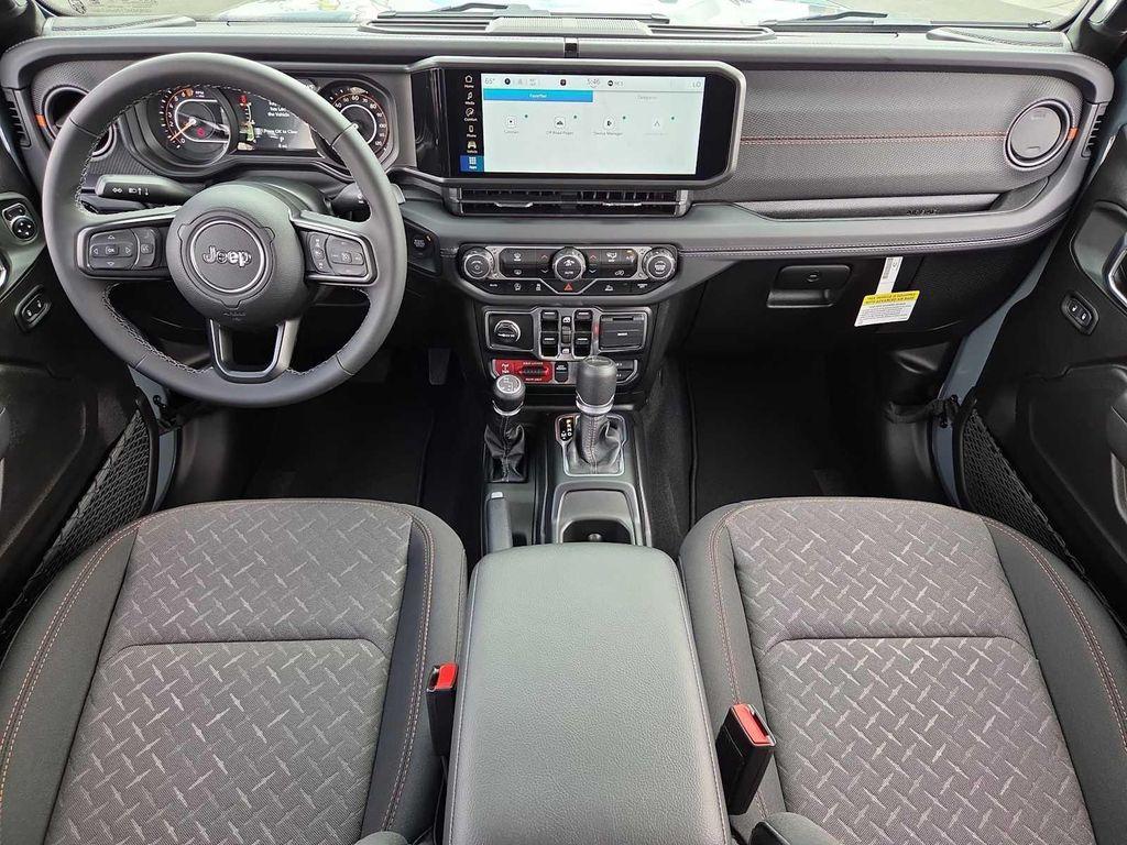new 2025 Jeep Gladiator car, priced at $45,680