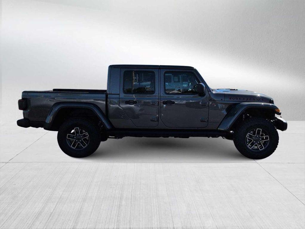 new 2025 Jeep Gladiator car, priced at $46,430