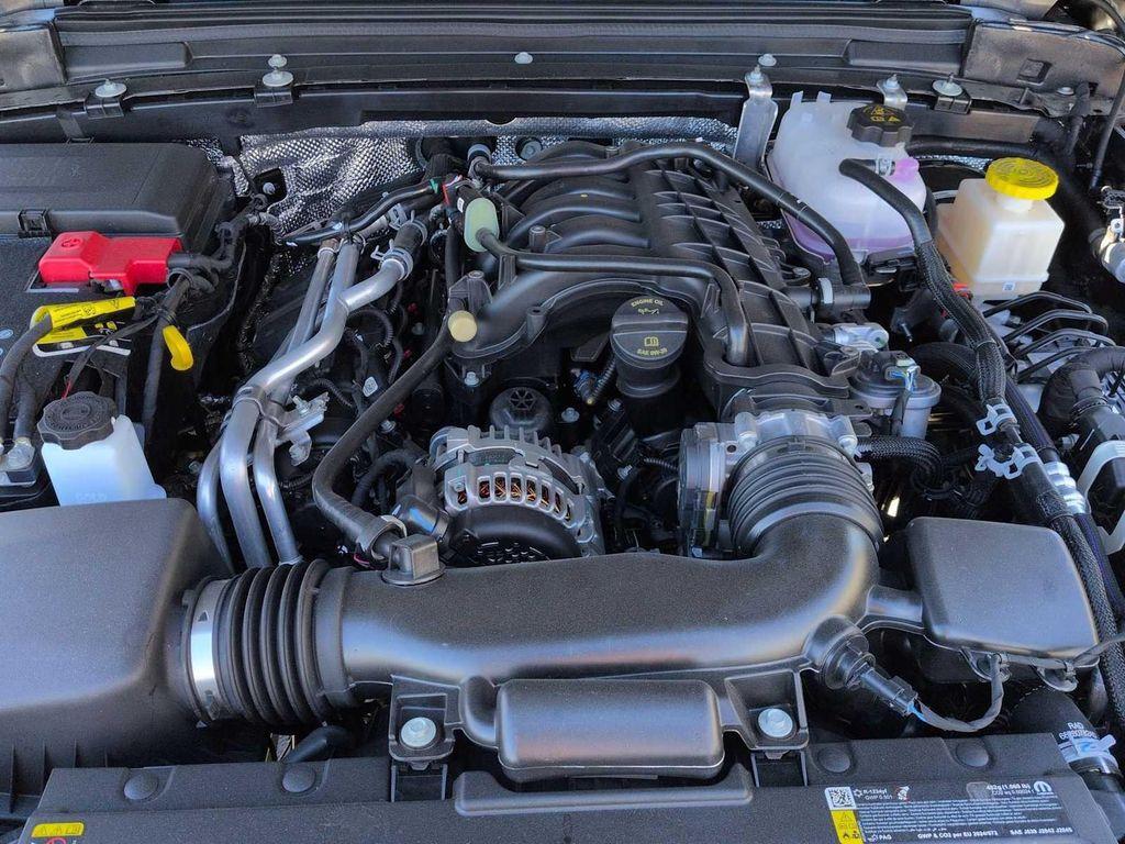 new 2025 Jeep Gladiator car, priced at $46,430