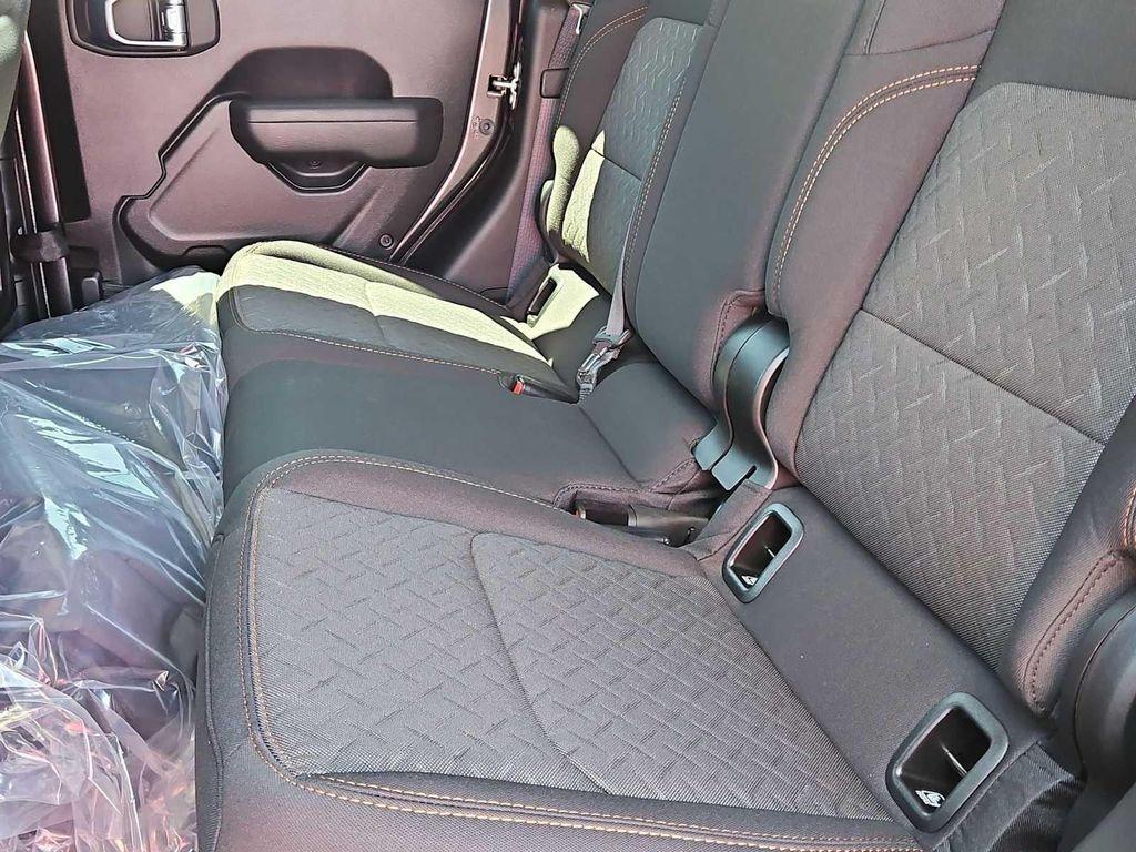 new 2025 Jeep Gladiator car, priced at $47,730