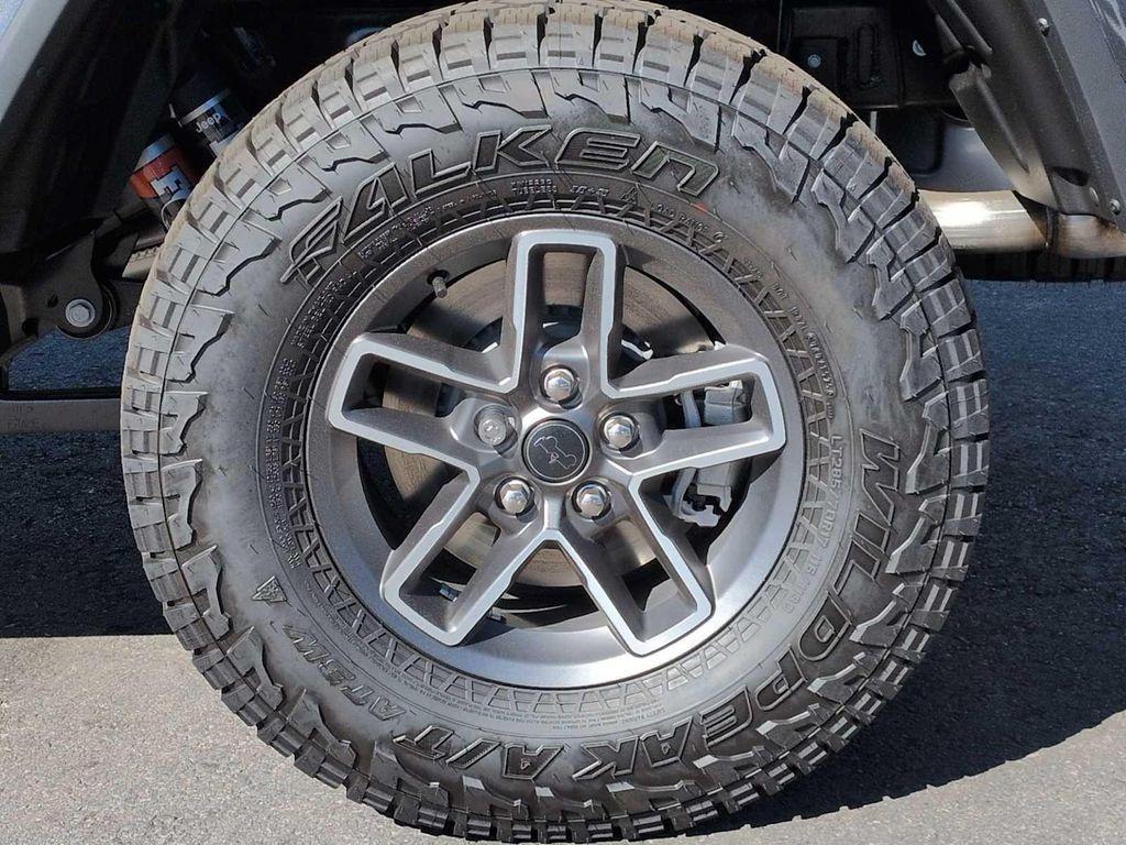 new 2025 Jeep Gladiator car, priced at $46,430