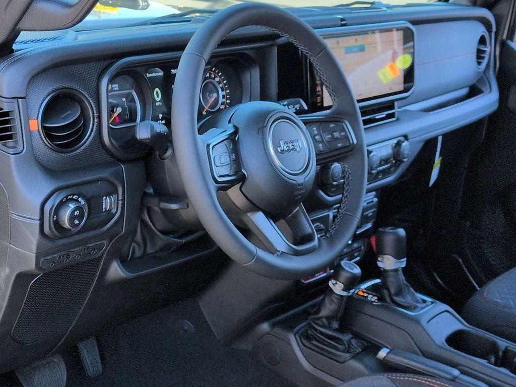 new 2025 Jeep Gladiator car, priced at $46,430