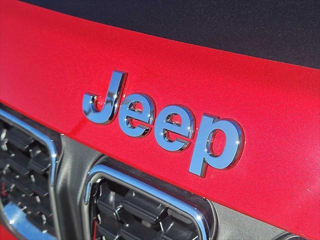 new 2025 Jeep Compass car, priced at $28,585