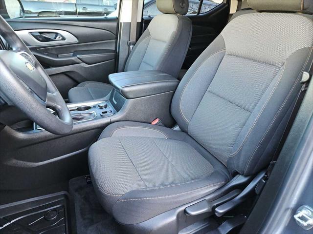 used 2021 Chevrolet Traverse car, priced at $22,000