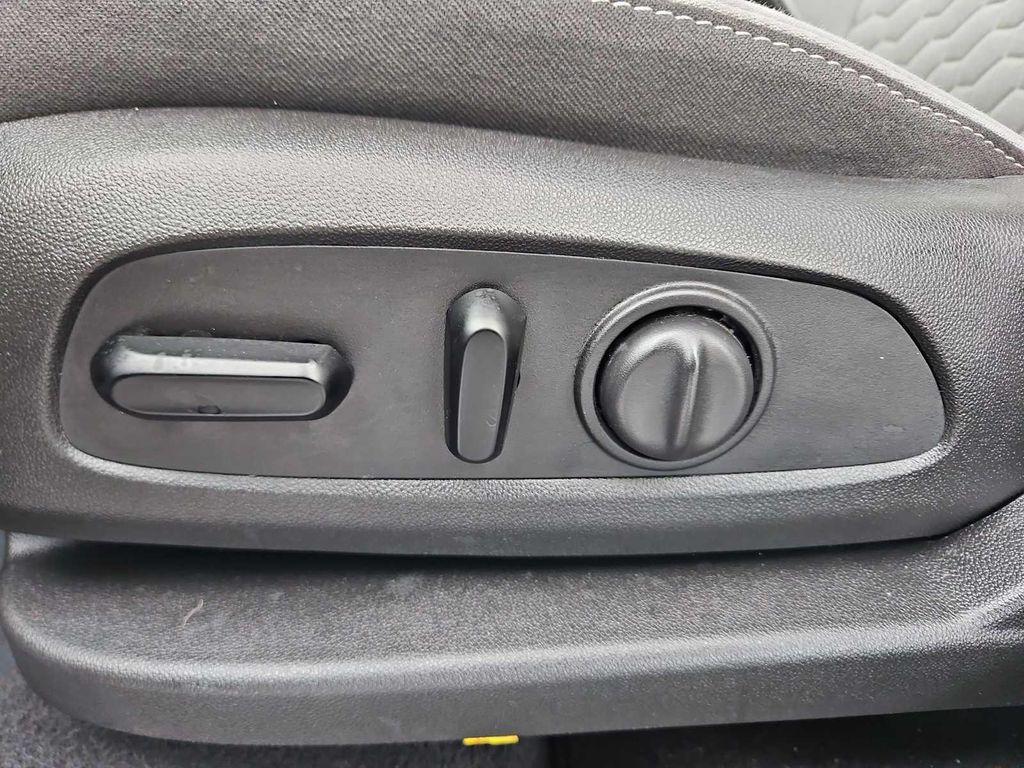 used 2020 Chevrolet Equinox car, priced at $15,500