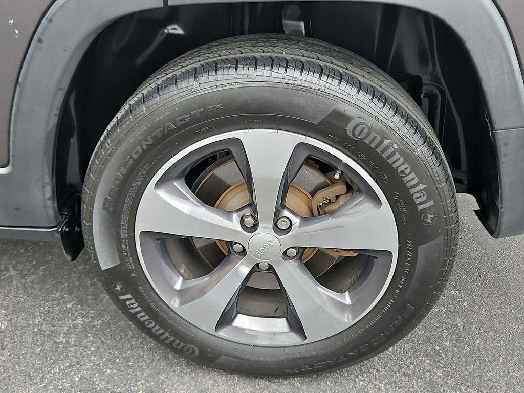 used 2019 Jeep Cherokee car, priced at $14,500
